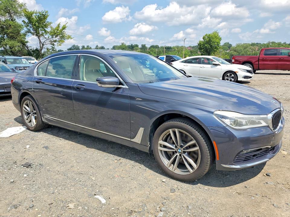 2016 BMW VIN WBA7F2C57GG419641 COPART salvage auction — MINOR DENT/SCRATCHES, Md - Certificate Of Title (P), sold $5,300 on 2026-08-18 (photo 4)