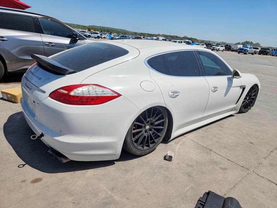 2011 Porsche Panamera VIN WP0AB2A7XBL060634 COPART salvage auction — FRONT END, TX - CERTIFICATE OF TITLE, sold $675 on 2026-10-05 (photo 3)