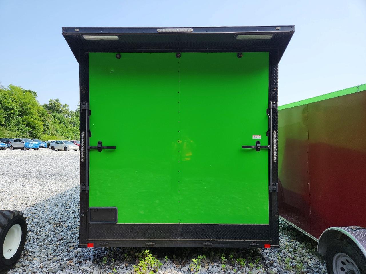 2025 Diamond cargo Enclosed cargo VIN 53NBE2423S1111502 COPART salvage auction — Minor Dent/Scratches, TN - CERTIFICATE OF TITLE, sold $8,800 on 2026-09-14 (photo 6)