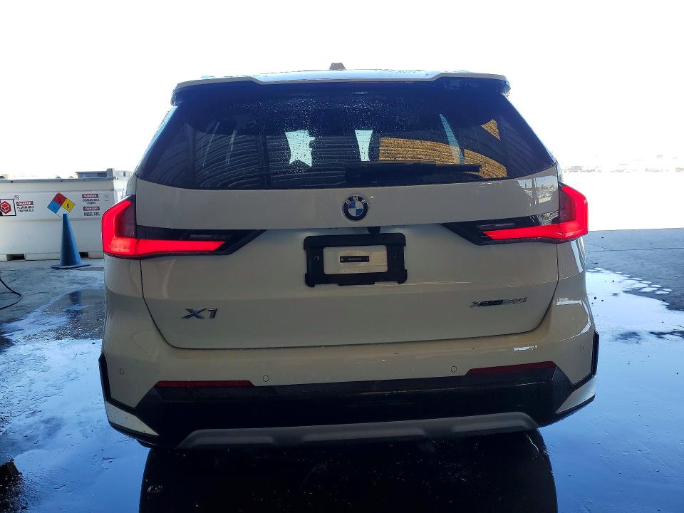 2026 BMW X1 VIN WBX73EF01T5621185 COPART salvage auction — FRONT END, Ca - Clean Title - Sixt, sold $16,000 on 2026-08-19 (photo 6)