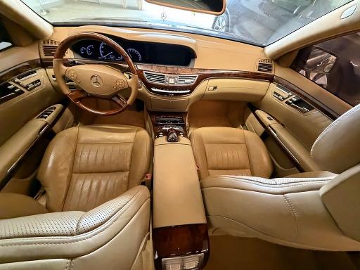 2010 Mercedes-benz S-klasse VIN WDDNG7GB2AA353780 COPART salvage auction — MINOR DENT/SCRATCHES, Fl - Dealer Only Clean Title (P), sold $1,350 on 2026-08-12 (photo 6)