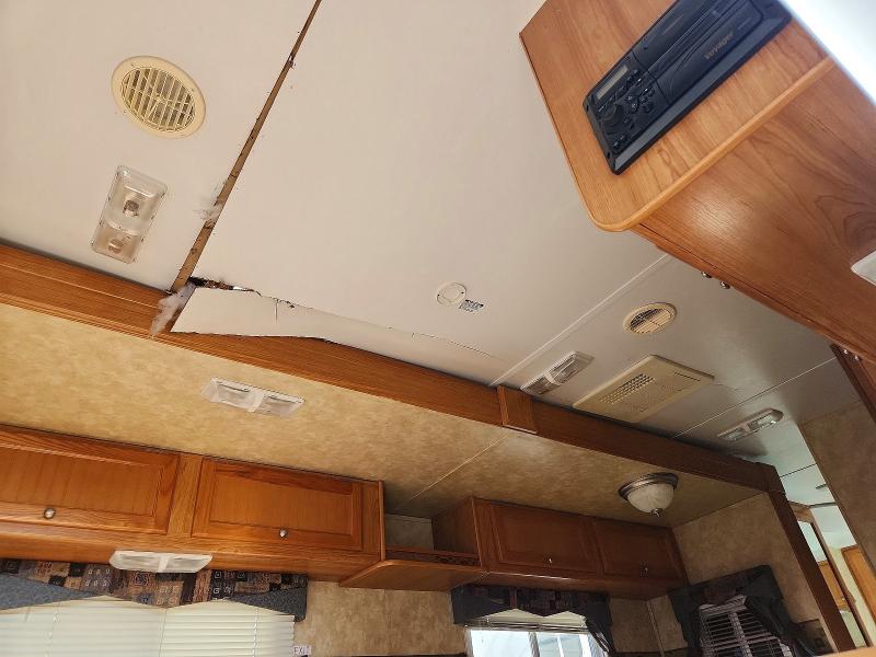 2007 Heartland rv VIN 5SFBT27277E003524 COPART salvage auction — ROOF, MI - CERTIFICATE OF TITLE, sold $225 on 2026-09-16 (photo 9)