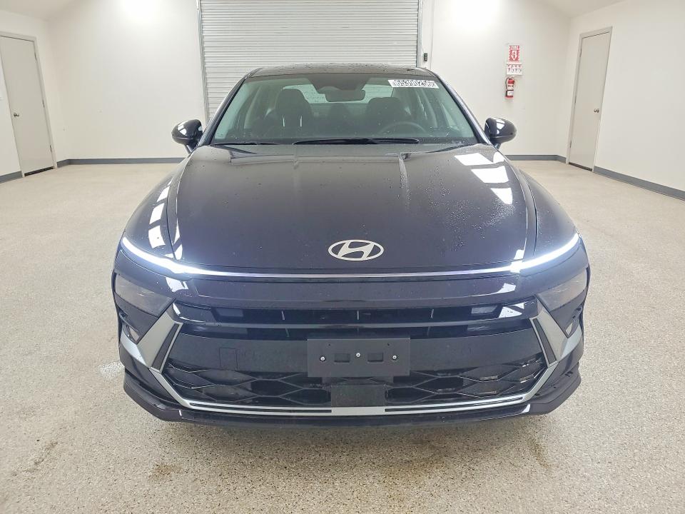 2026 Hyundai Sonata hybrid VIN KMHL24JJ9TA168235 COPART salvage auction — REAR END, CO - CERTIFICATE OF TITLE (P), sold $12,400 on 2026-08-19 (photo 5)