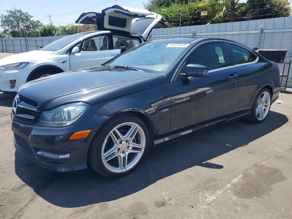 2012 Mercedes-benz C class VIN WDDGJ4HB9CF932455 COPART salvage auction — SIDE, CA - DIS/DLR/EXP ONLY LIEN PAPERS, sold $525 on 2026-08-13 (photo 1)