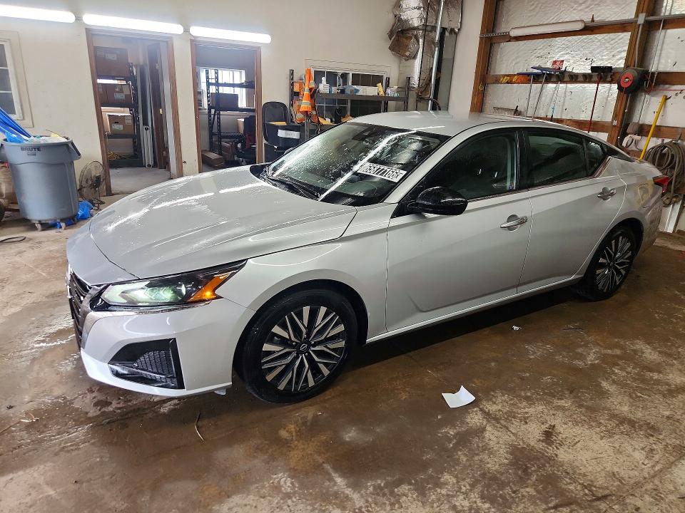 2025 Nissan Altima VIN 1N4BL4DV9SN377712 — COPART salvage auction photo