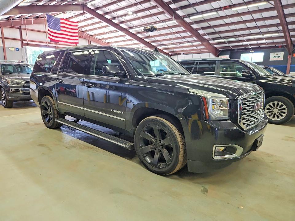 2020 Gmc Yukon xl VIN 1GKS2HKJ5LR134465 COPART salvage auction — MINOR DENT/SCRATCHES, WV - CERTIFICATE OF TITLE (P), sold $9,800 on 2026-08-27 (photo 4)