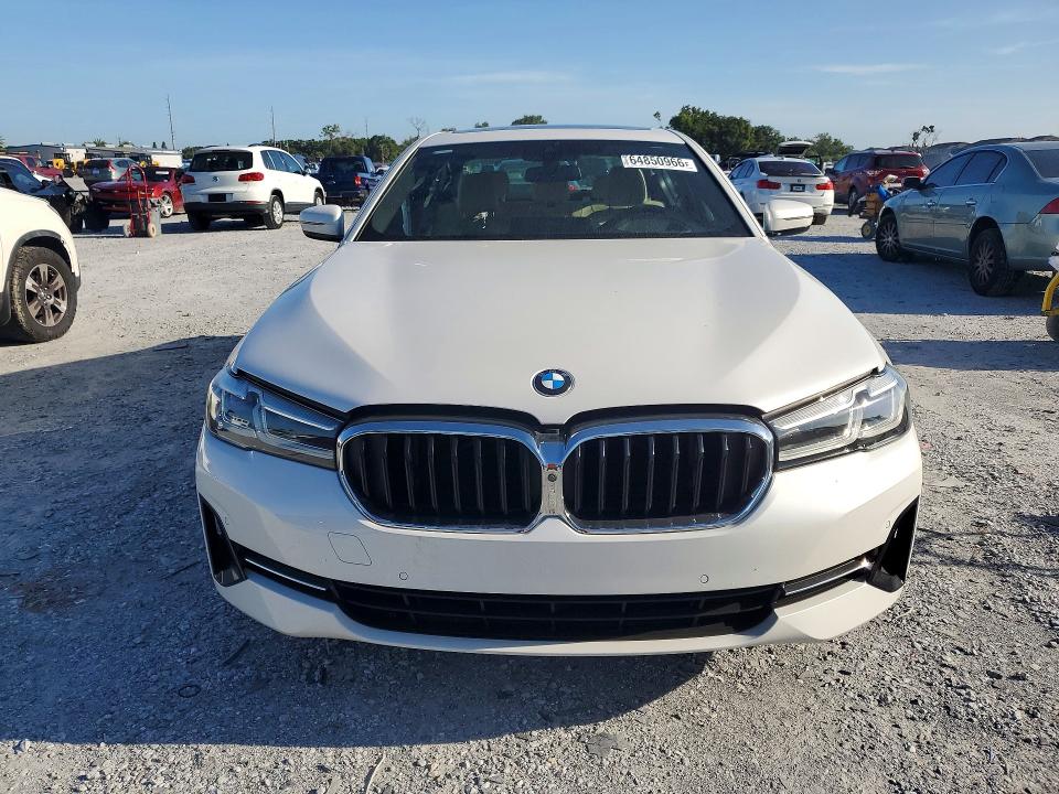 2021 BMW 5er VIN WBA53BH04MWX17496 COPART salvage auction — REAR END, Fl - Cert Of Title Slvg Rebuildable, sold $18,100 on 2026-08-21 (photo 5)