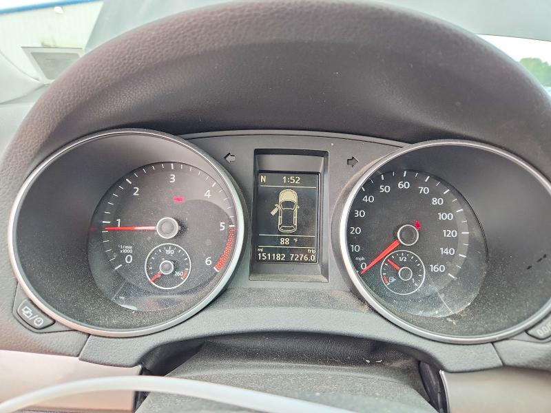 2013 Volkswagen Golf VIN WVWNM7AJ1DW123786 COPART salvage auction — MINOR DENT/SCRATCHES, NY - CERTIFICATE OF TITLE, sold $1,550 on 2026-08-12 (photo 9)