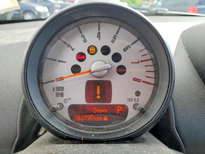2013 Mini Cooper VIN WMWZC5C56DWP34452 COPART salvage auction — MINOR DENT/SCRATCHES, Vt - Certificate Of Title (P), sold $1,550 on 2026-08-06 (photo 9)