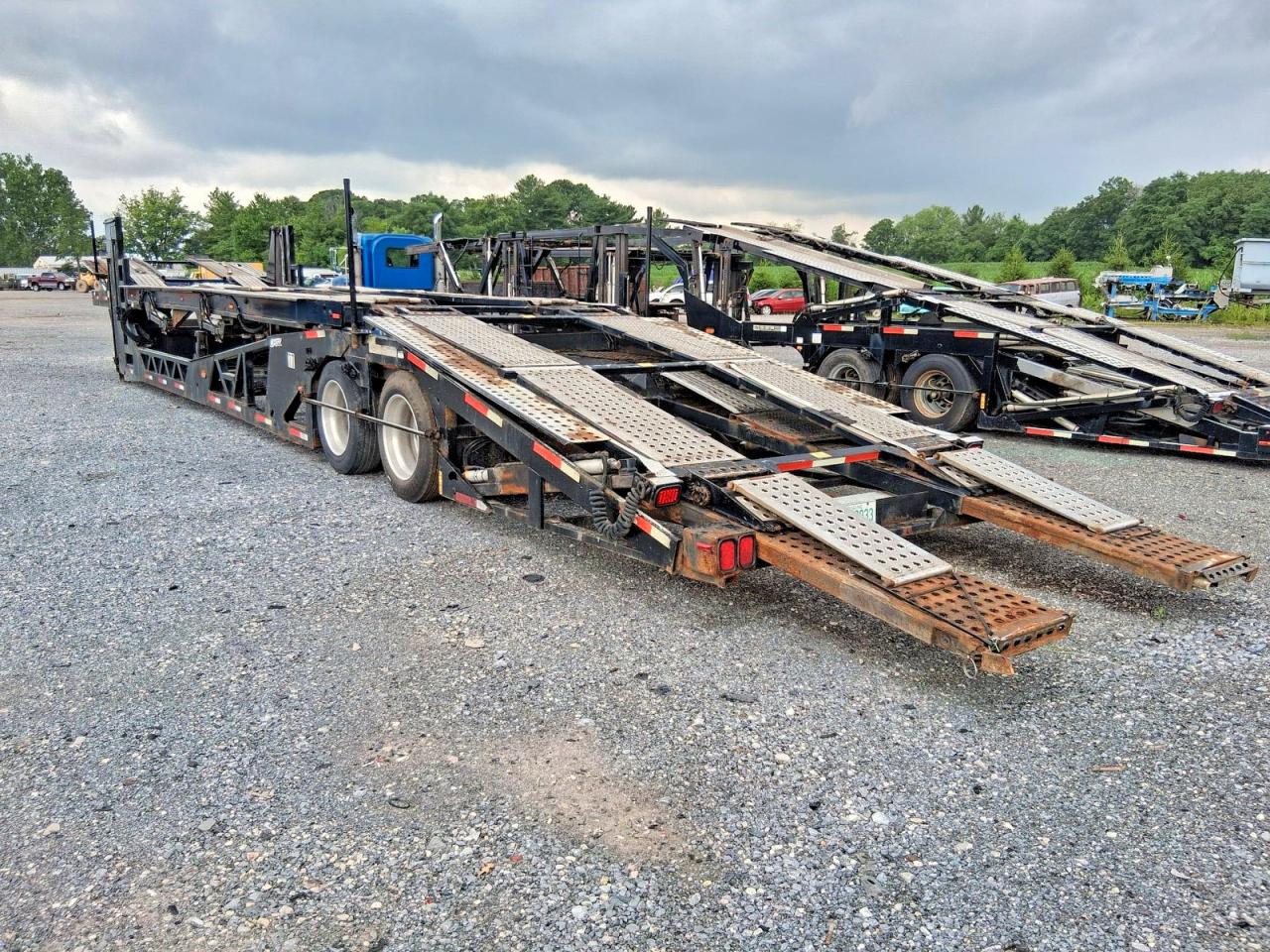 2016 Cottrell 53 VIN 5E0AX134XHG964001 COPART salvage auction — Normal Wear, ME - CERTIFICATE OF TITLE (P), sold $5,100 on 2026-09-11 (photo 3)