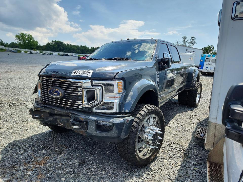2021 Ford F450 VIN 1FT8W4DT2MEC02747 — COPART salvage auction photo