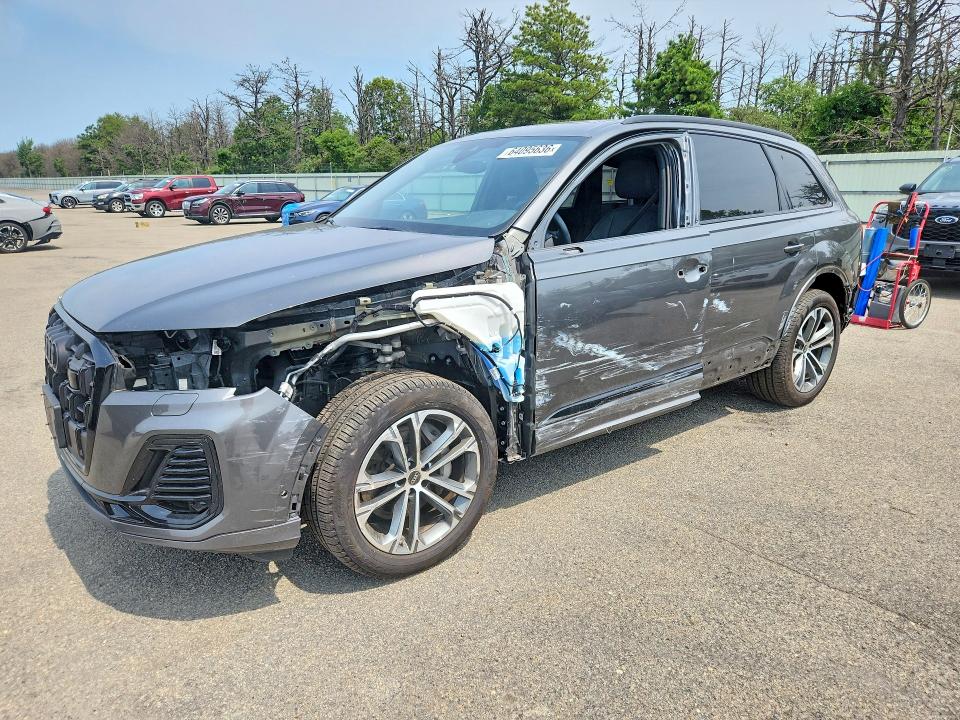 2025 Audi Q7 VIN WA1LCBF76SD002801 — COPART salvage auction photo