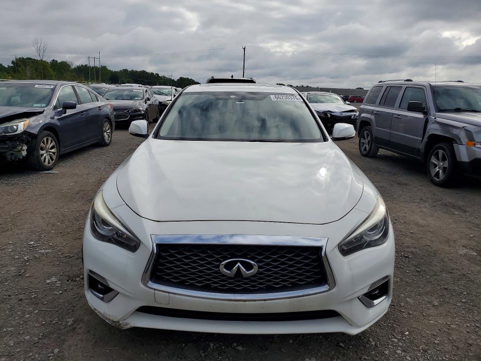 2018 Infiniti Q50 VIN JN1EV7AR5JM430164 COPART salvage auction — NORMAL WEAR, CO - CERTIFICATE OF TITLE, sold $2,850 on 2026-09-10 (photo 5)