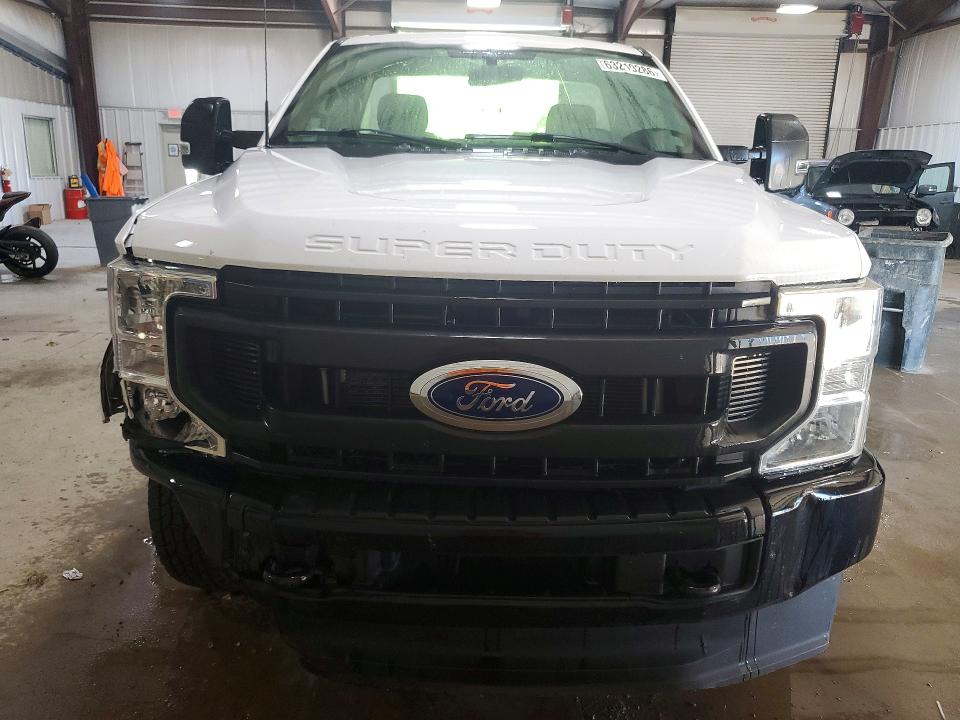 2022 Ford F250 VIN 1FTBF2B6XNED58107 COPART salvage auction — SIDE, Salvage Title, sold $8,100 on 2026-08-26 (photo 5)