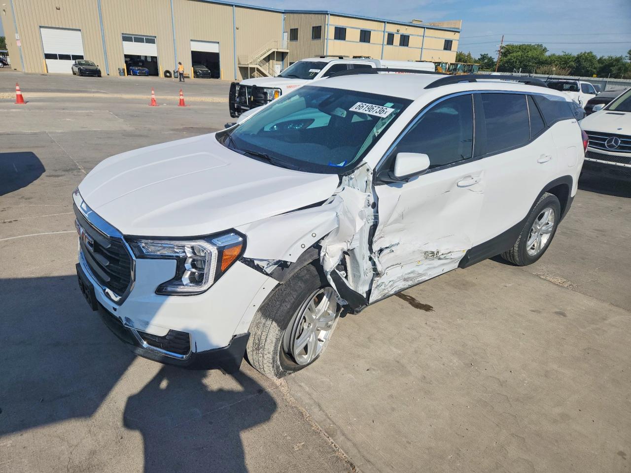 2024 GMC Terrain VIN 3GKALTEG2RL266353 — COPART salvage auction photo