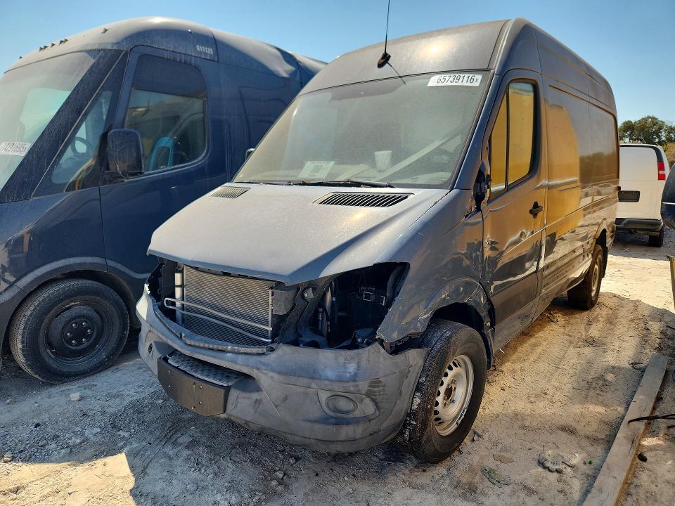 2018 Mercedes-benz Sprinter VIN WD3PE7CDXJP631901 — COPART salvage auction photo