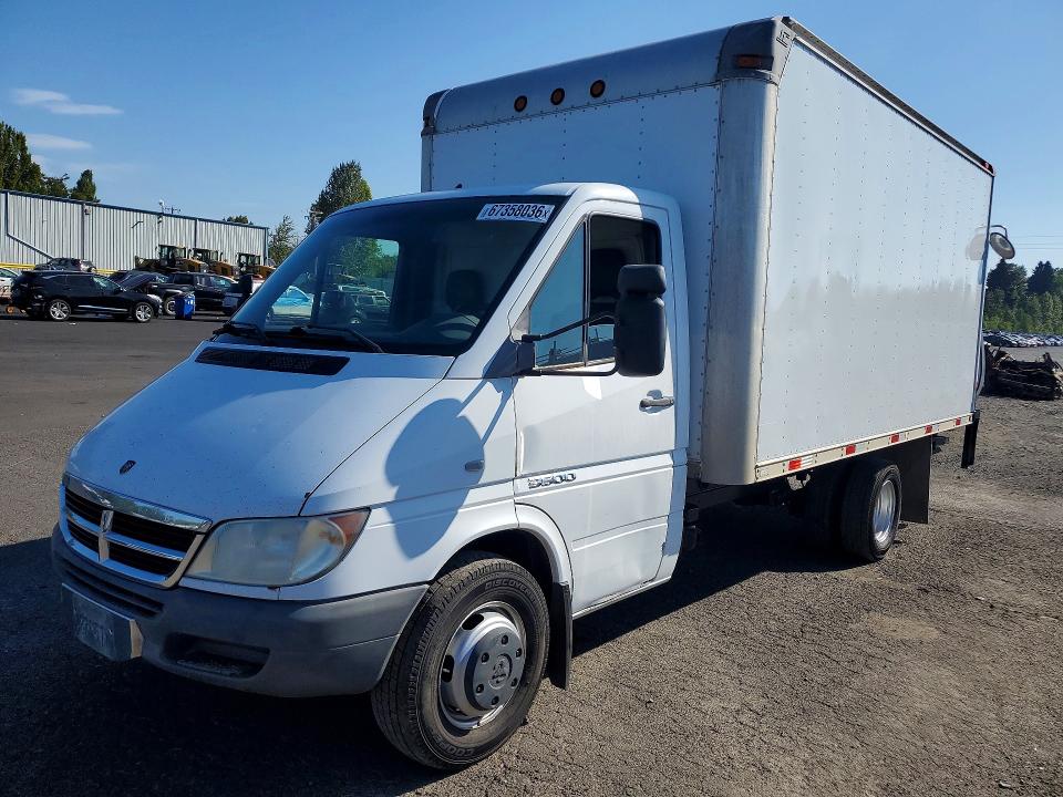 2005 Sprinter 3500 sprinter VIN WD1PD944155745275 COPART salvage auction — MINOR DENT/SCRATCHES, Wa - Vehicle Cert Of Ownership-Titl, sold $2,000 on 2026-09-14 (photo 1)