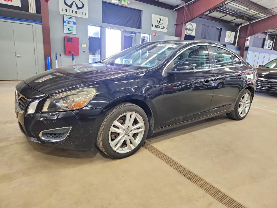 2013 Volvo S60 VIN YV1612FH3D2171054 COPART salvage auction — MINOR DENT/SCRATCHES, NJ - CERTIFICATE OF TITLE (P), sold $1,050 on 2026-08-13 (photo 1)