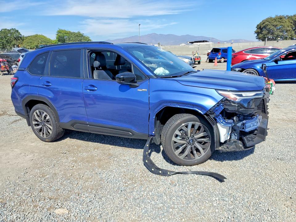 2025 Subaru Forester VIN JF2SLSTD7SH448509 COPART salvage auction — FRONT END, CA - SALVAGE CERTIFICATE, sold $12,200 on 2026-08-25 (photo 4)
