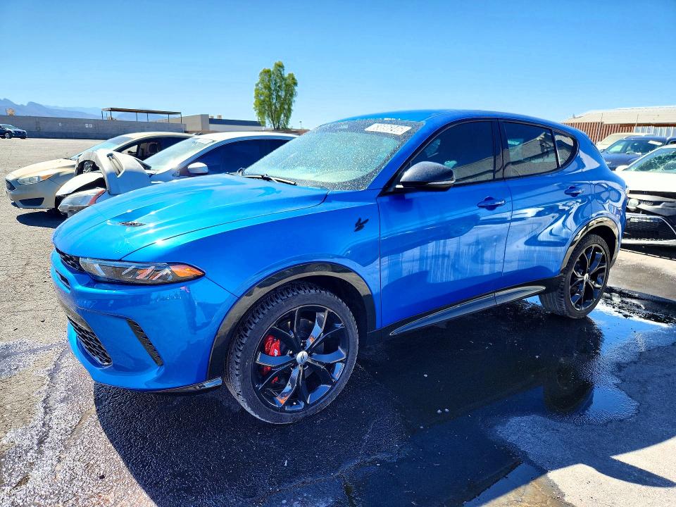 2024 Dodge Hornet VIN ZACPDFCW3R3A20764 COPART salvage auction — MINOR DENT/SCRATCHES, Nv - Certificate Of Title, sold $14,400 on 2026-08-20 (photo 1)