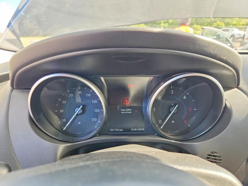 2018 Jaguar F-pace VIN SADCJ2FNXJA294208 COPART salvage auction — MINOR DENT/SCRATCHES, VT - CERTIFICATE OF TITLE (P), sold $4,900 on 2026-08-27 (photo 9)