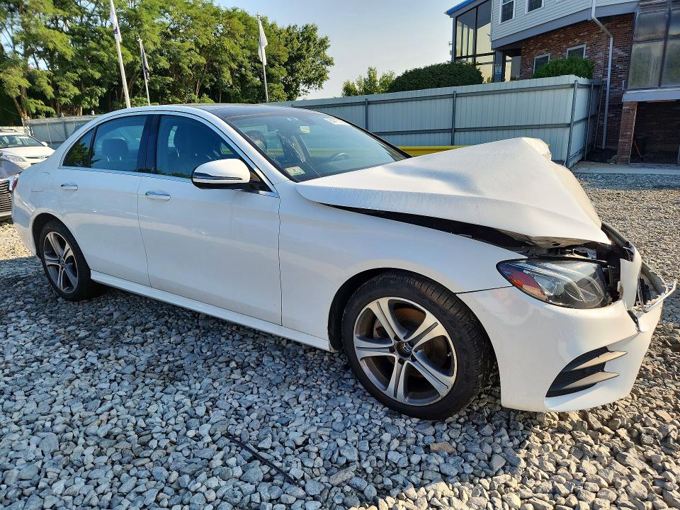 2019 Mercedes-benz E-klasse VIN WDDZF4KB9KA615774 COPART salvage auction — FRONT END, Ma - Certificate Of Title, sold $5,500 on 2026-08-20 (photo 4)