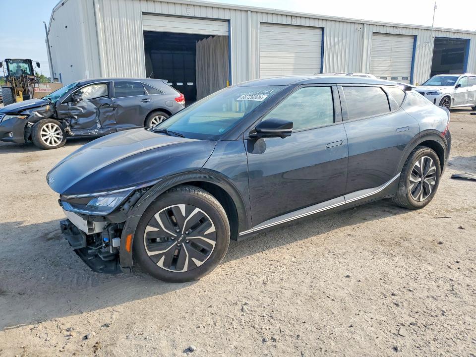2024 Kia Ev6 VIN KNDC34LA1R5220005 — COPART salvage auction photo