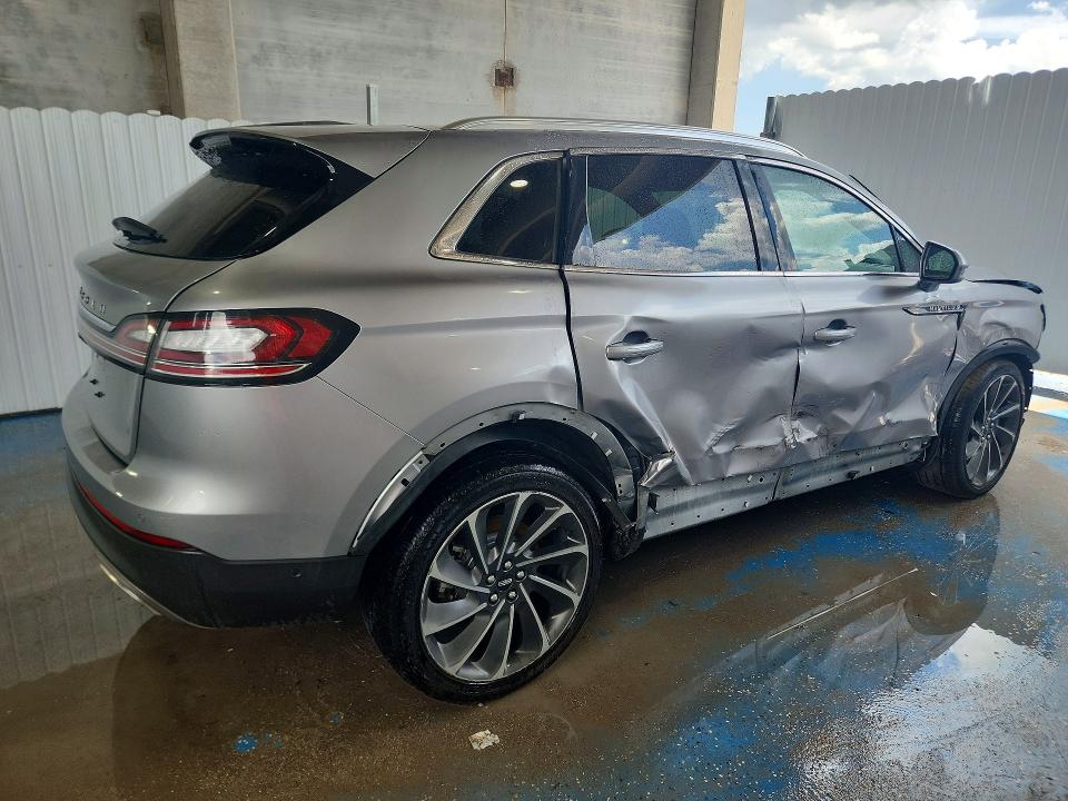 2022 Lincoln Nautilus VIN 2LMPJ8KP6NBL16867 COPART salvage auction — FRONT END, Fl - Certificate Of Destruction, sold $2,850 on 2026-09-01 (photo 3)