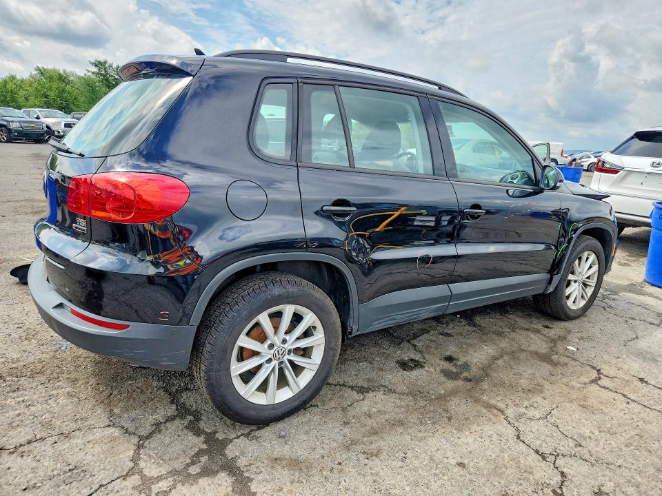 2017 Volkswagen Tiguan VIN WVGBV7AX8HK047013 COPART salvage auction — FRONT END, Pa - Certificate Of Salvage, sold $925 on 2026-08-07 (photo 3)