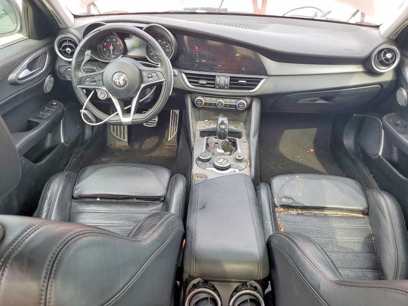 2017 Alfa romeo Giulia VIN ZARFAECN1H7561781 COPART salvage auction — FRONT END, Ga - Certificate Of Title (P), sold $5,000 on 2026-08-25 (photo 8)
