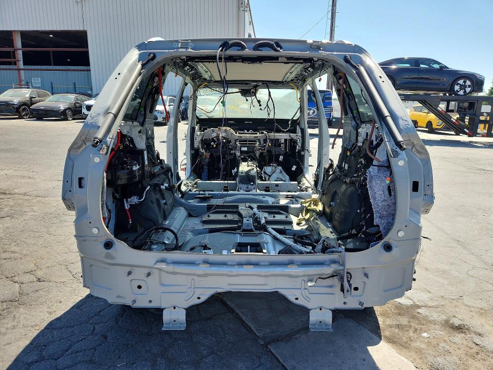 2026 Volvo Xc90 VIN YV4H60PE0T1497808 COPART salvage auction — STRIPPED, Ca - Certificate Of Title, sold $250 on 2026-08-11 (photo 6)