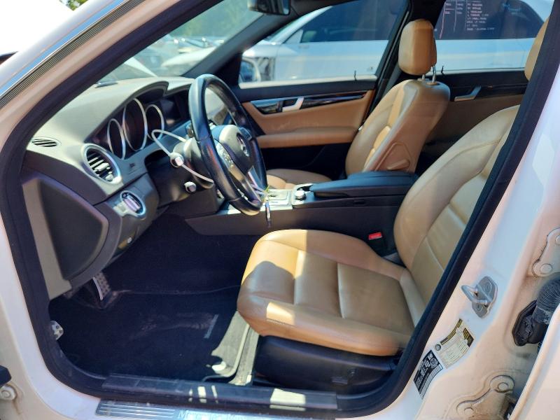 2013 Mercedes-benz C class VIN WDDGF8AB4DA788198 COPART salvage auction — SIDE, ON - PERMIT NO BRAND - UNFIT, sold $2,350 on 2026-08-18 (photo 8)