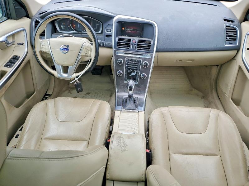 2015 Volvo Xc60 VIN YV4612RK3F2670336 COPART salvage auction — MECHANICAL, Ia - Certificate Of Title, sold $825 on 2026-09-01 (photo 8)
