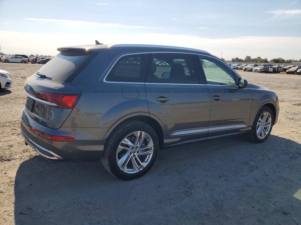 2020 Audi Q7 VIN WA1LXAF77LD003553 COPART salvage auction — HAIL, Ca - Salvage Certificate, sold $14,800 on 2026-08-25 (photo 3)