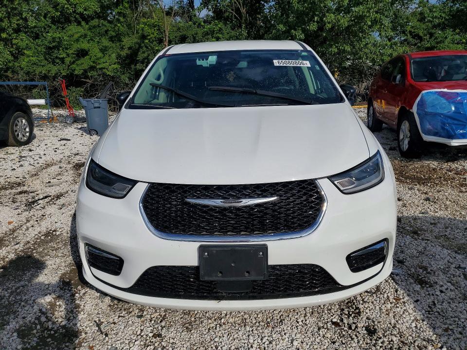 2024 Chrysler Pacifica VIN 2C4RC1BG3RR119193 COPART salvage auction — MINOR DENT/SCRATCHES, Fl - Certificate Of Destruction, sold $12,300 on 2026-09-03 (photo 5)