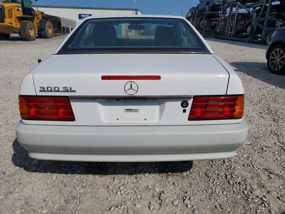 1991 Mercedes-benz 300 VIN WDBFA61E1MF015337 COPART salvage auction — MINOR DENT/SCRATCHES, TN - CERTIFICATE OF TITLE, sold $7,600 on 2026-08-20 (photo 6)