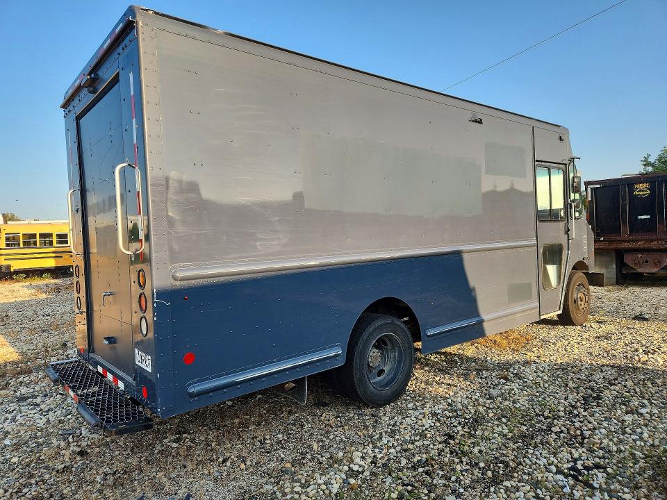 2021 Freightliner Chassis VIN 4UZAC2EA2MCMM9172 COPART salvage auction — FRONT END, WI - CERTIFICATE OF TITLE, sold $0 on 2026-09-10 (photo 3)