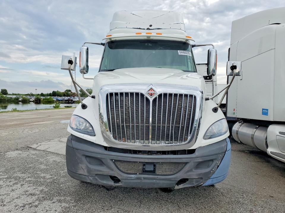 2015 International VIN 3HSDJAPR4FN510898 COPART salvage auction — SIDE, Salvage Title, sold $7,200 on 2026-09-24 (photo 5)