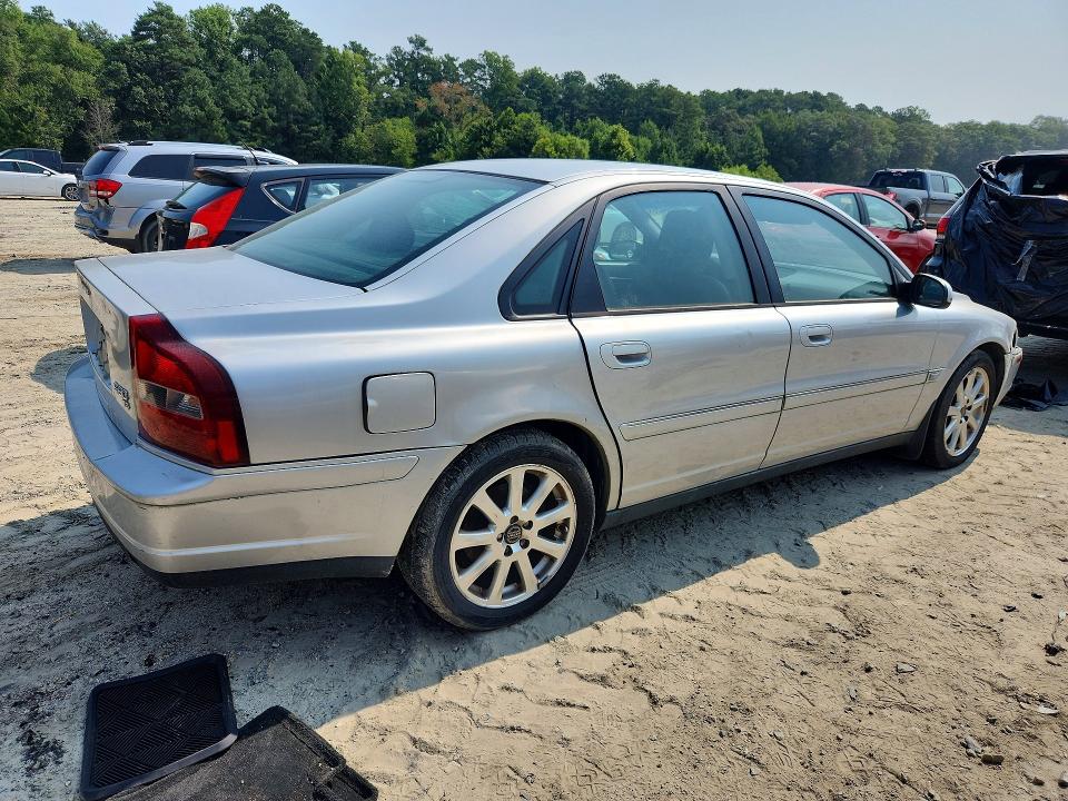 2002 Volvo S80 VIN YV1TS91D021279650 COPART salvage auction — FRONT END, Md - Certificate Of Title, sold $300 on 2026-08-11 (photo 3)