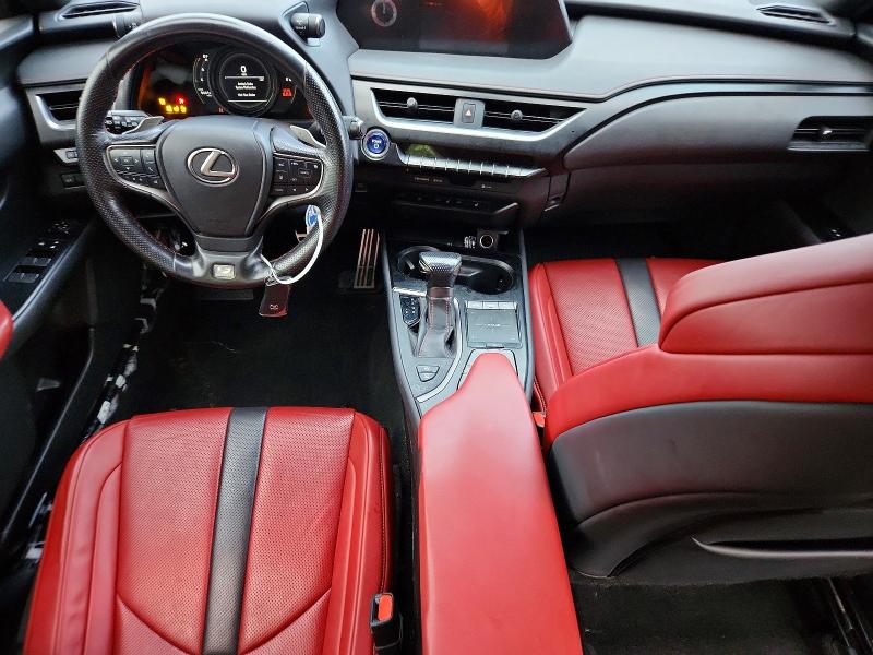 2019 Lexus Ux VIN JTHU9JBH9K2009897 COPART salvage auction — NORMAL WEAR, In - Certificate Of Title (P), sold $17,300 on 2026-09-03 (photo 8)