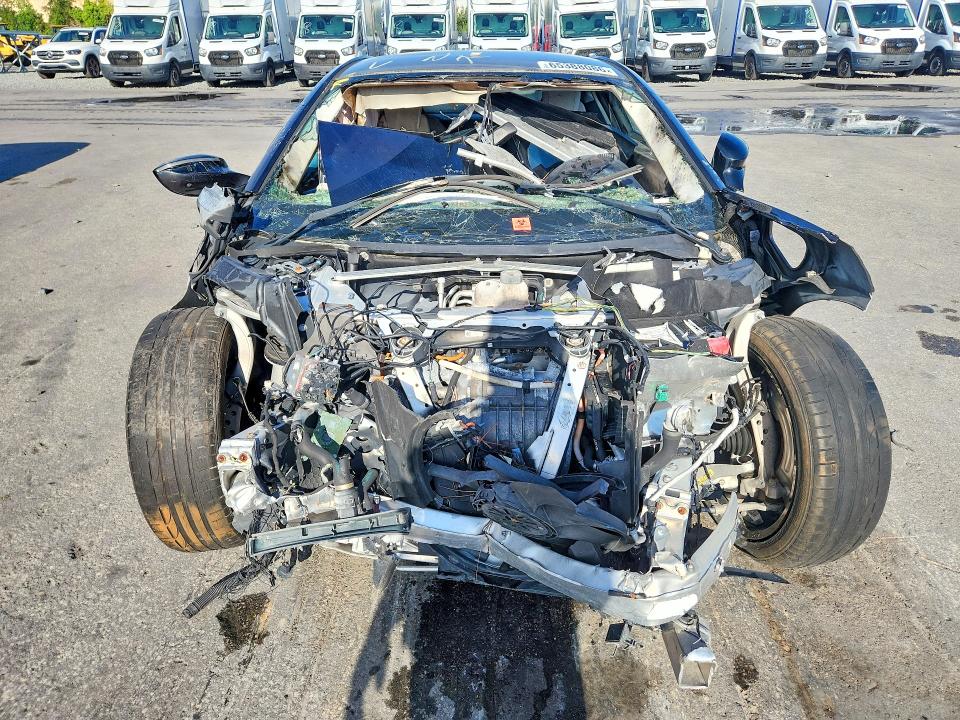 2019 BMW I8 VIN WBY2Z4C5XKVB81936 COPART salvage auction — WATER/FLOOD, FL - CERTIFICATE OF TITLE, sold $4,400 on 2026-09-15 (photo 5)