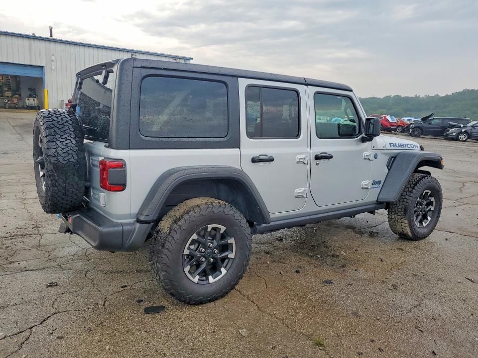 2024 Jeep Wrangler / VIN 1C4RJXR68RW276716 COPART salvage auction — FRONT END, IL - SALVAGE CERTIFICATE (P), sold $18,000 on 2026-08-17 (photo 3)