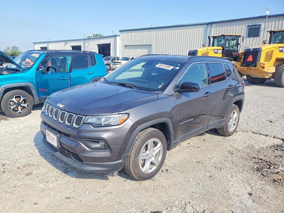 2024 Jeep Compass VIN 3C4NJDBN7RT604101 — COPART salvage auction photo