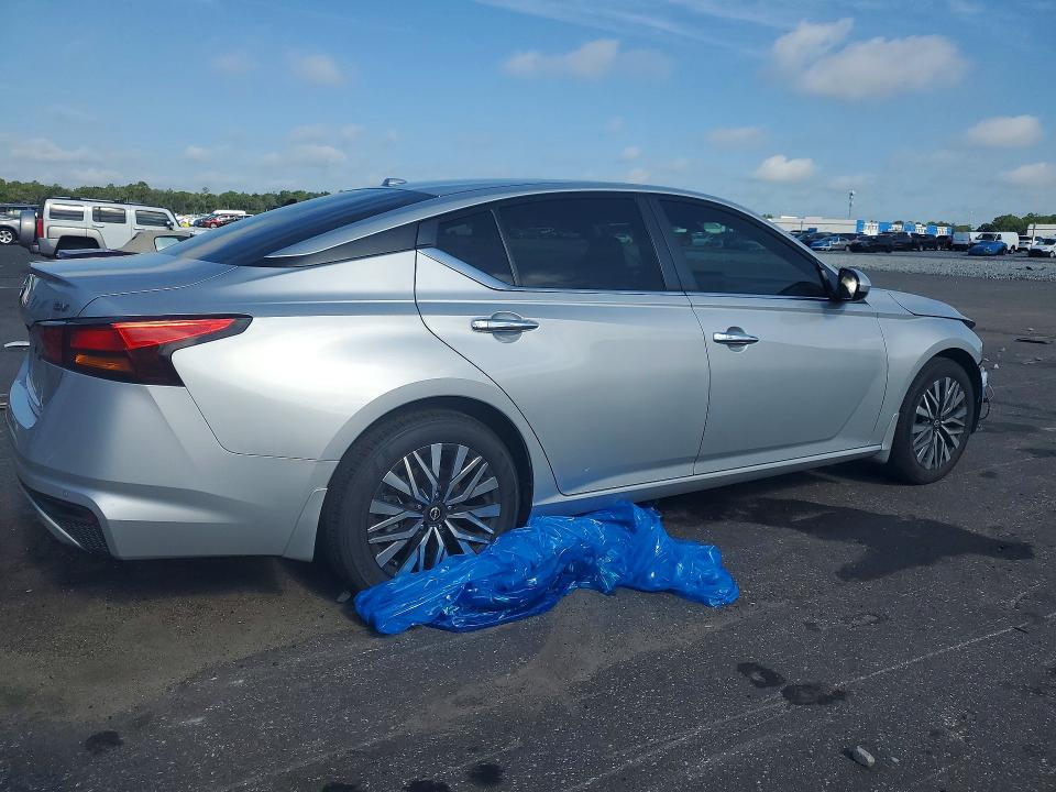 2024 Nissan Altima VIN 1N4BL4DVXRN396599 COPART salvage auction — FRONT END, FL - CERT OF TITLE SLVG REBUILDABLE, sold $8,100 on 2026-09-16 (photo 3)
