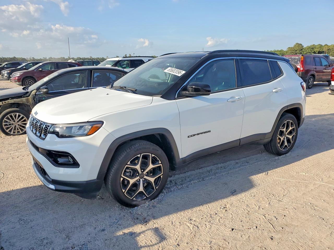2025 Jeep Compass VIN 3C4NJDCNXST581725 — COPART salvage auction photo