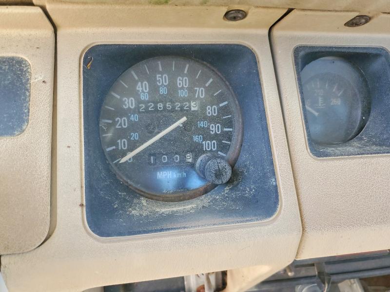 1990 Jep Wrangler VIN 2J4FY19E1LJ516085 COPART salvage auction — MECHANICAL, Ma - Certificate Of Title, sold $200 on 2026-09-02 (photo 9)