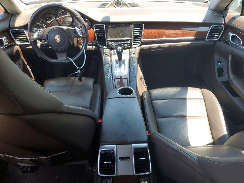 2010 Porsche Panamera VIN WP0AC2A75AL091057 COPART salvage auction — MINOR DENT/SCRATCHES, WA - DIS/DLR/EXP ONLY CLEAN TITLE, sold $5,300 on 2026-08-13 (photo 8)