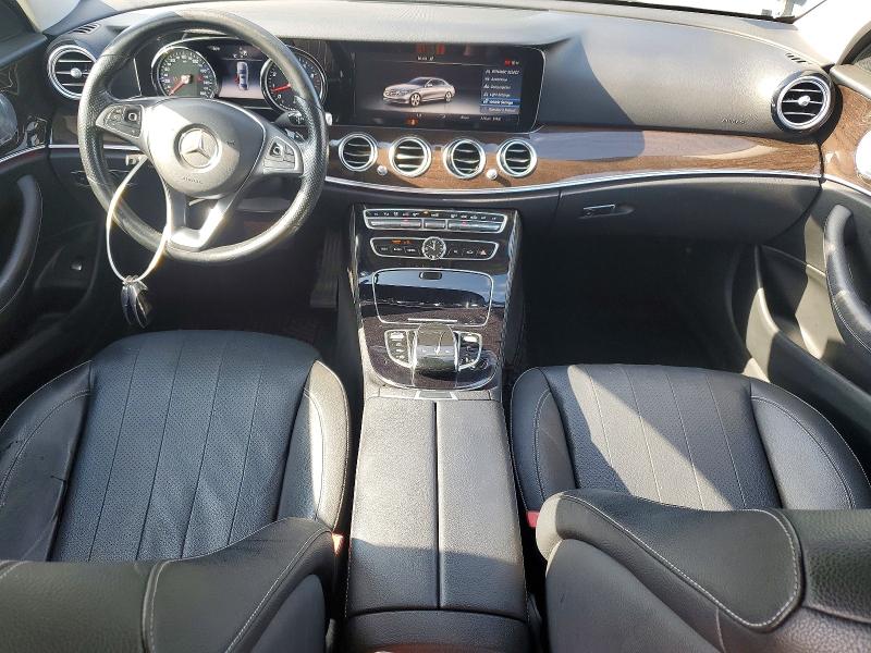 2017 Mercedes-benz E-klasse VIN WDDZF4JB7HA049768 COPART salvage auction — NORMAL WEAR, Salvage Title, sold $2,600 on 2026-08-13 (photo 8)