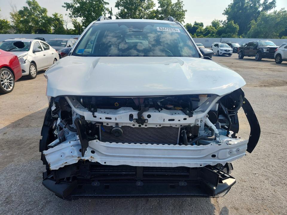 2025 Subaru Forester VIN JF2SLSED3SH409624 COPART salvage auction — FRONT END, Mo - Salvage Certificate Of Title, sold $8,100 on 2026-08-21 (photo 5)