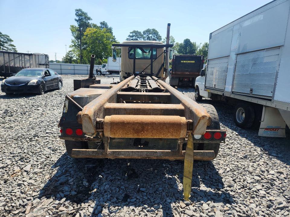 2012 Mack Gu713 VIN 1M2AX04C9CM013035 COPART salvage auction — SIDE, NC - SALVAGE CERTIFICATE OF TITLE, sold $16,400 on 2026-09-17 (photo 6)